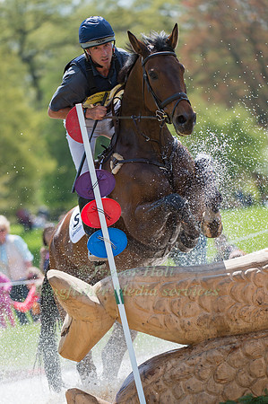 Tim  Price (NZL) riding Obos Cooley