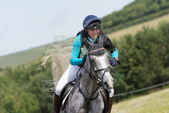 SARAH HOLMES (GBR) AND DUNGANSTOWN FLEUR