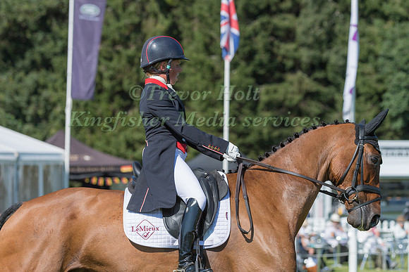 ROSALIND CANTER  AND IZILOT DHI