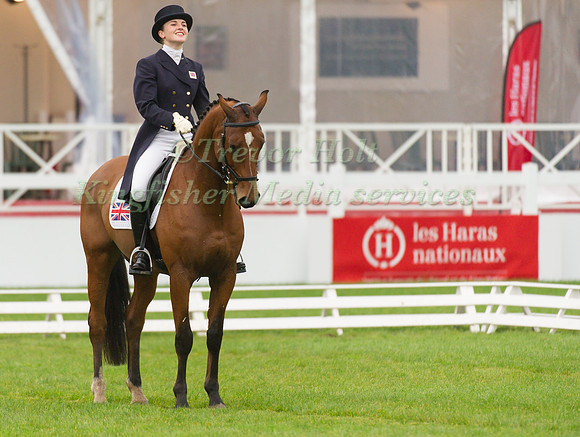Camilla Dumas and Artistiek