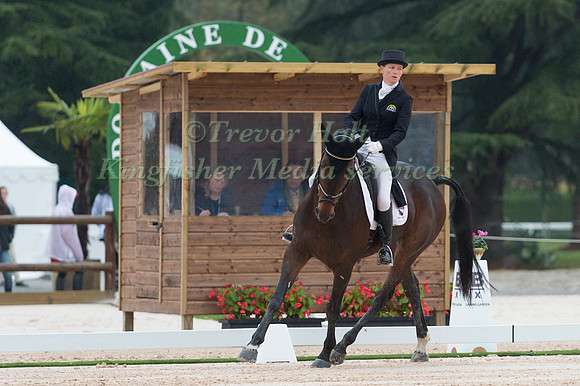 Karin Donckers (BEL) riding Fletcha Van T Verahof