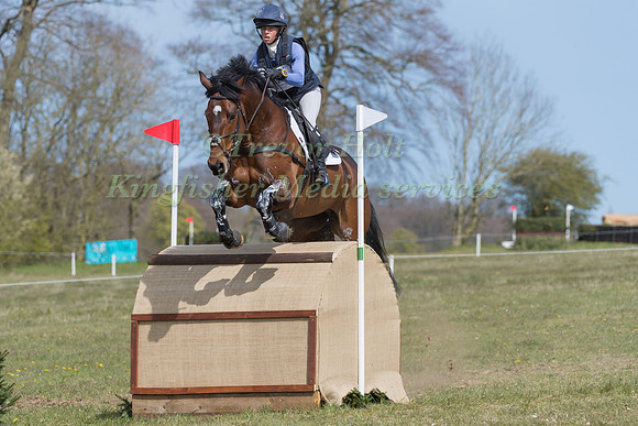 ROSALIND CANTER RIDING REHY ROYAL DIAMOND