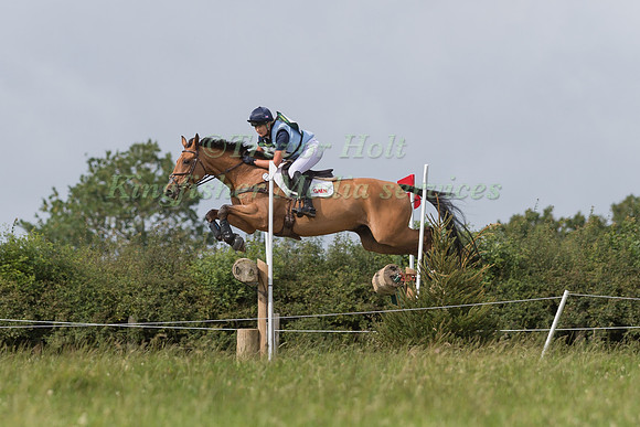 YASMIN INGHAM RIDING  REHY DJ
