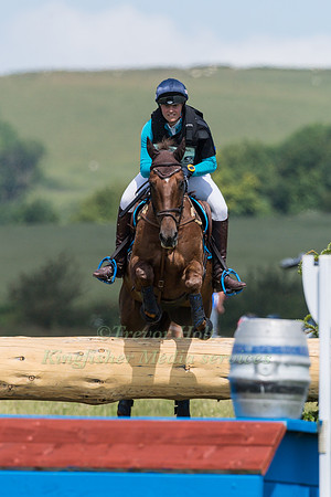 SARAH HOLMES (GBR) AND LOWHILL CLOVER