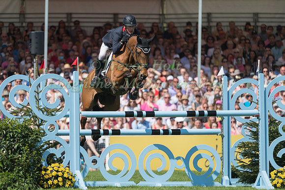 OLIVER TOWNEND  (GBR) RIDING  COOLEY SRS