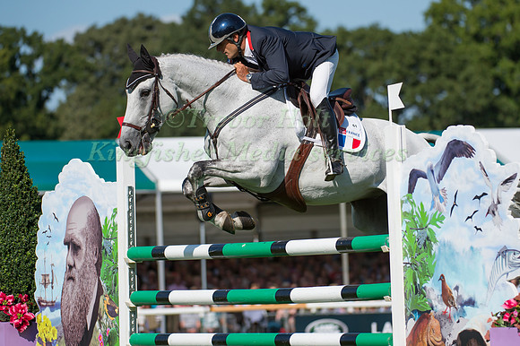 Cedric Lyard (FRA) and  Cadeau Du Roi