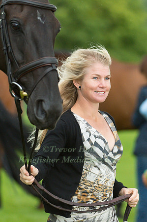 Jonelle Price (NZL) and  Classic Moet