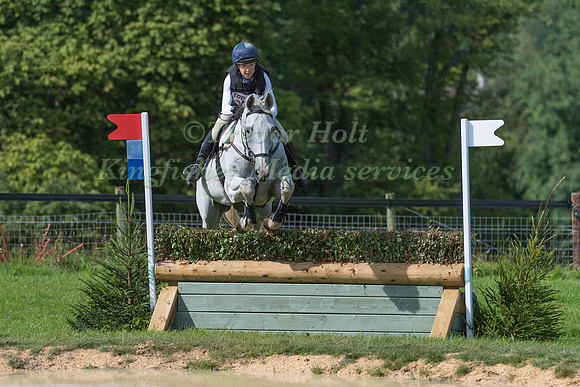 CLARE BELL (GBR) AND SPRING KESTREL