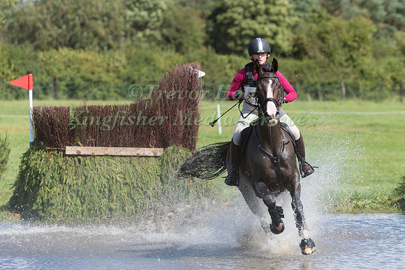 AMY STRUTHERS RIDING  HOTSHOT GN