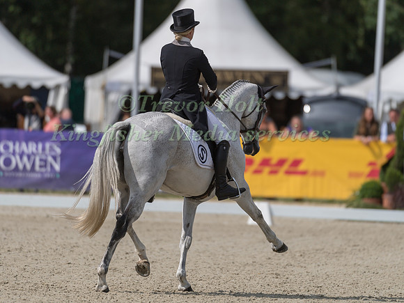 JONELLE PRICE (NZL) AND FAERIE DIANIMO