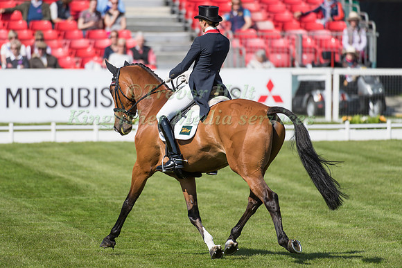 Sarah Bullimore of Great Britain  riding Valentino V