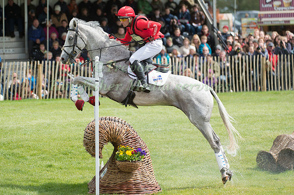 Paul Tapner (AUS) riding Kilronan