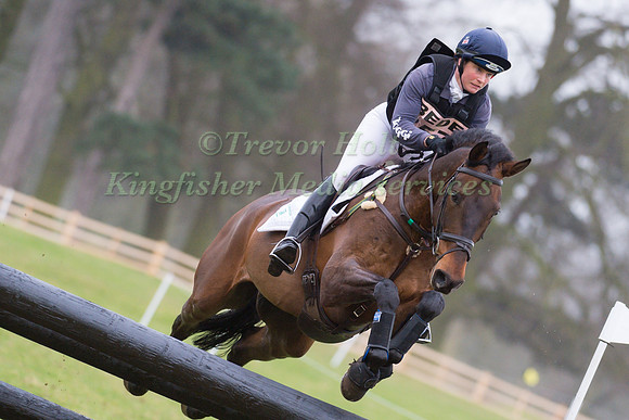 PIGGY FRENCH (GBR) RIDING  JUMP JET III