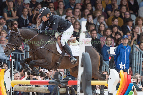 JONELLE  PRICE AND MCCLAREN  COMPETING IN THE SHOWJUMPING PHASE