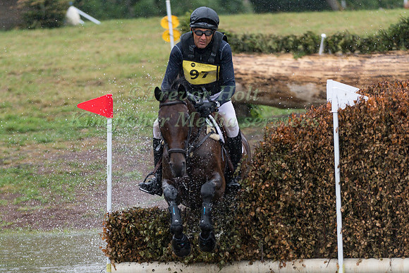 BILL  LEVETT (AUS) AND IMPROVISE