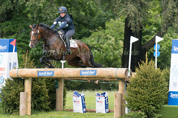 VITTORIA PANIZZON (GBR) AND SUPER CILLIOUS