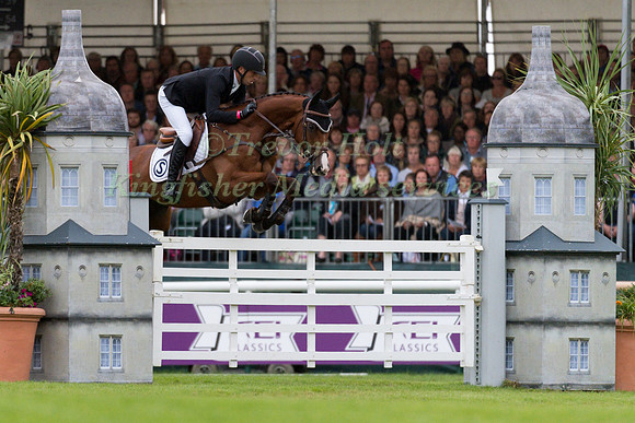 Tim  Price (NZL) and Ringwood Sky Boy