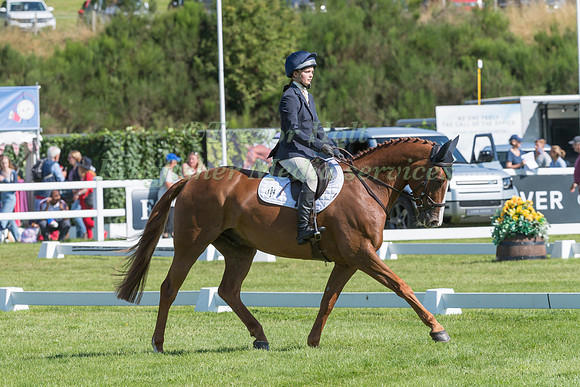 VICKY EDGAR  AND BALLINGOWAN FLASH