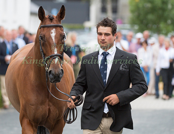 JAMES AVERY (NZL) AND MR SNEEZY