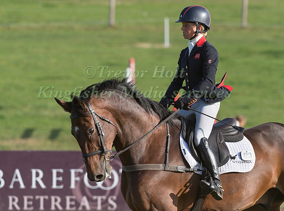 ROSALIND CANTER AND REHY ROYAL DIAMOND