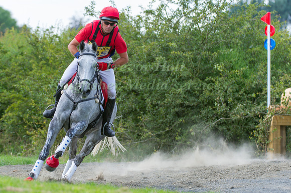 Paul Tapner and Bonza King of Rouges