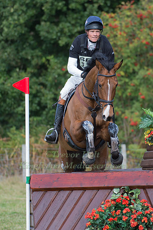 William Fox-Pitt of Great Britain riding  RAMDAM DE MONS