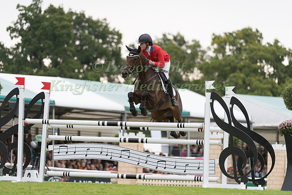 Lauren  Kieffer (USA) and Veronica II taking part in the Show Jumping  phase of the Land Rover Burghley Horse Trials 2017