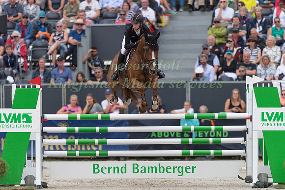 Sandra Auffarth (GER) and Viamant du Matz