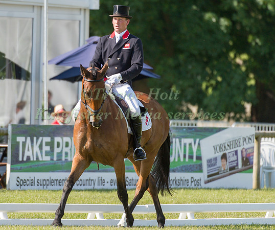 Oliver Townend (GBR) riding Dunbeau