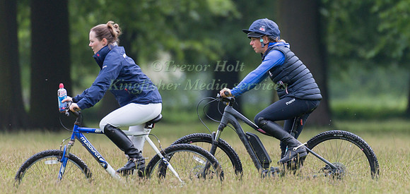 SAMANTHA HOBBS AND ROS CANTER