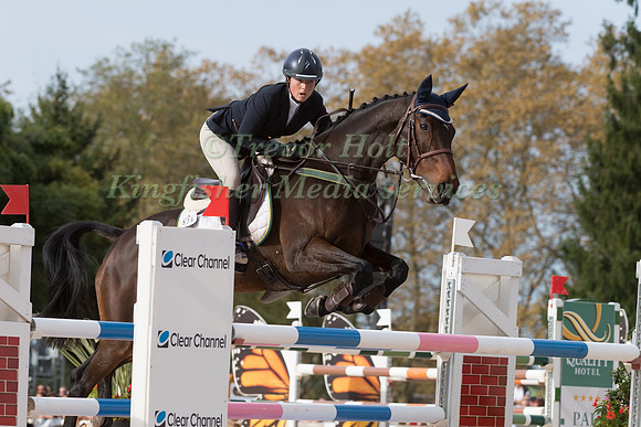 KIRSTY JOHNSTON (GBR) AND CLASSIC VI