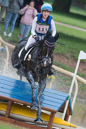 ROSA ONSLOW (GBR) AND DIAMOND SUNDANCE