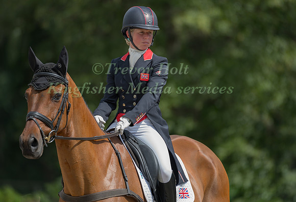 ROSALIND CANTER (GBR) AND ZENSHERA