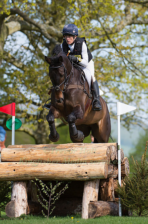 Daisy Berkeley (GBR) riding Ballinteskin Cooper S