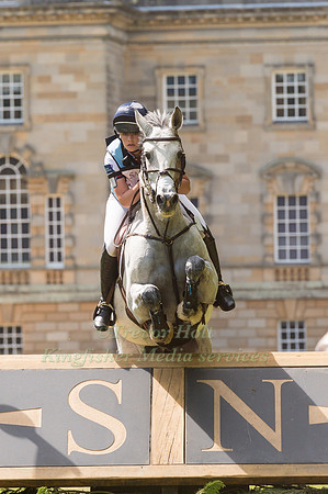 CHELSEA PEARCE (GBR) AND DJAKOTA EB