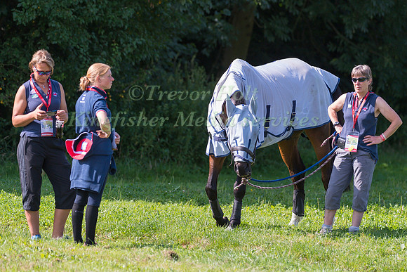 SARAH CHARNLEY, ROS CANTER AND CAROLNE MOORE RELAX WITH ALLSTAR