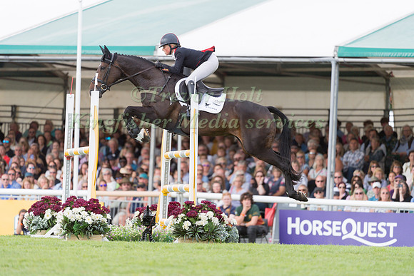 Rosalind Canter (GBR) and Pencos Crown Jewel
