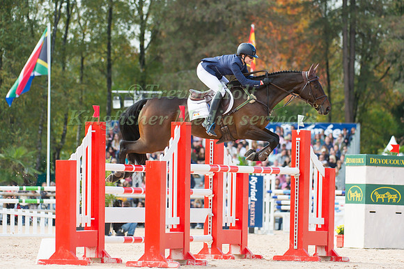 Alice Naber-Lozeman of the Netherlands riding Harry Belafonte