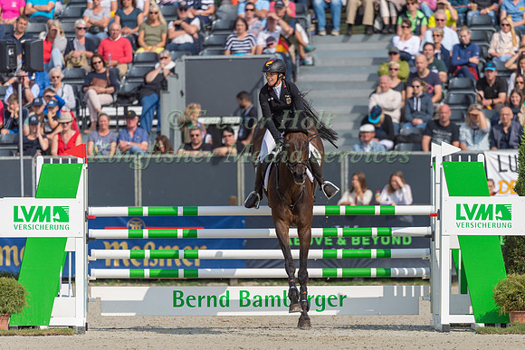 Josefa Sommer (GER) and Hamilton