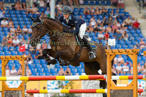 ANNA FRESKGARD (SWE) AND BOX QUTIE