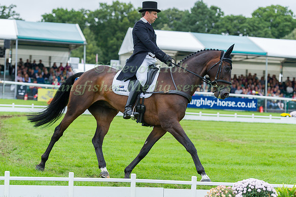 SAM  GRIFFITHS (AUS) RIDING HAPPY TIMES