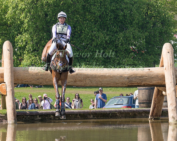 GEMMA TATTERSALL GBR) RIDING  PAMERO 4