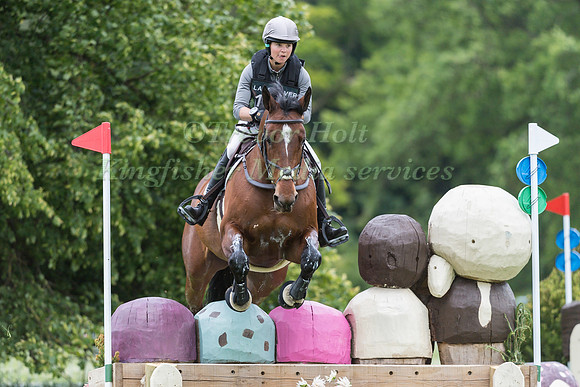 ROBYN GRAY AND GELUKKIG
