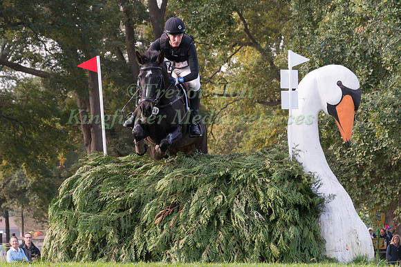 BRUCE HASKELL (NZL) AND AMIRO SKY