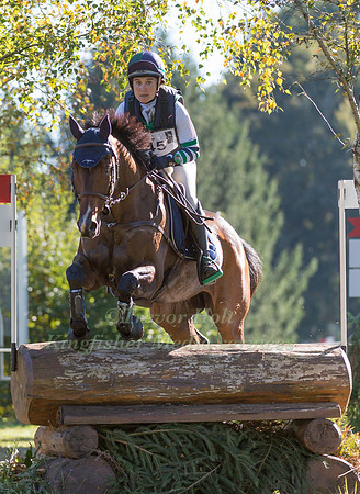 Nicole Pearson (HK) riding The Navigator