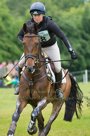 Pippa Funnell (GBR) riding Sandman 7