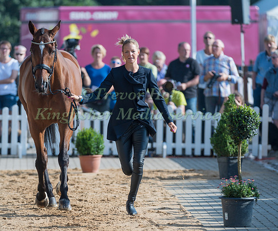 ANNA FRESKGARD (SWE) AND FLY AWAY V D N. RANCH