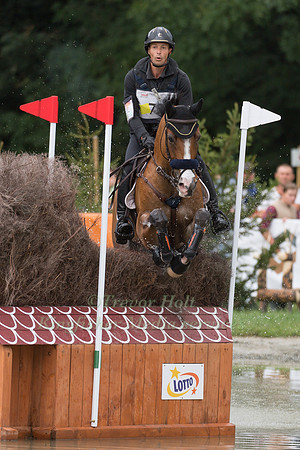 THIBAUT VALLETTE (FRA) AND QING DU BRIOT ENE HN