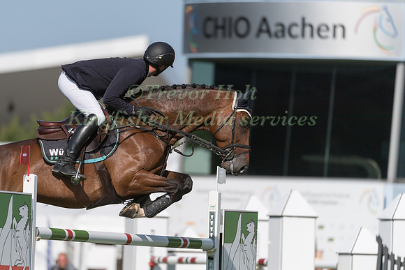 FELIX HASSMAN AND SIG CAPTAIN AMERICA