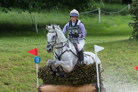 GEMMA TATTERSALL (GBR) AND QUICKLOOK V